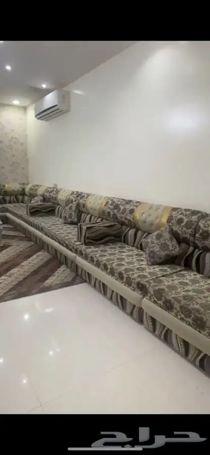 كنب 7 في 4 مع الفرشة 0