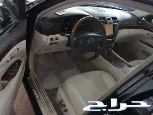 لكزس LS460L موديل 2010 4