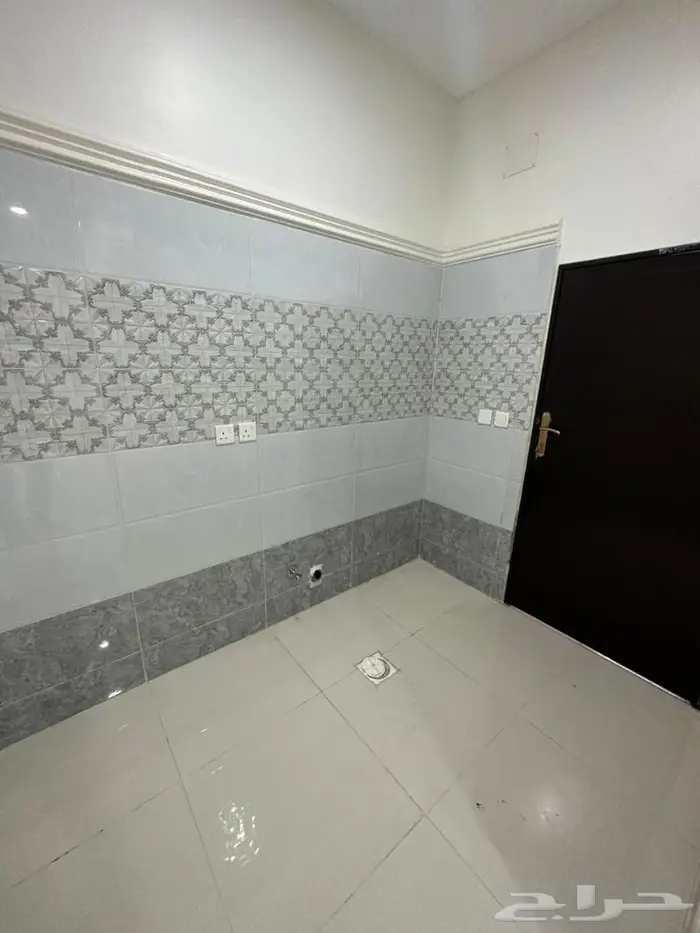 فيلا دورين وملحق موقع بحي الرحاب (السويس) جيزان بجوار مسجد 3