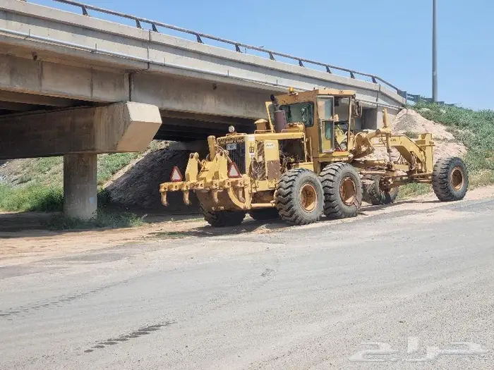 للايجار شيول بوكلين بلدوزر قريدر رصاصة قلابات 11