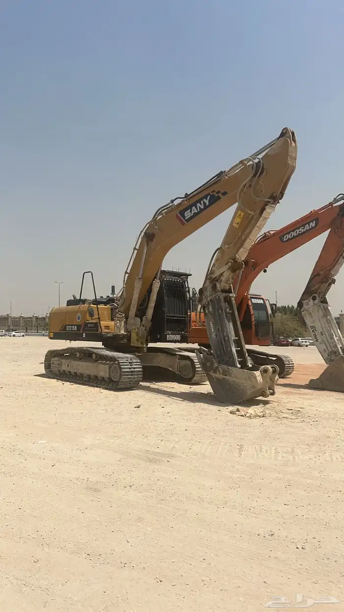 تاجير بوكلينات للايجار اليومي والشهري 2