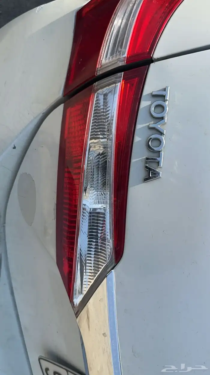 للبيع إسطب كورولا 2015 2