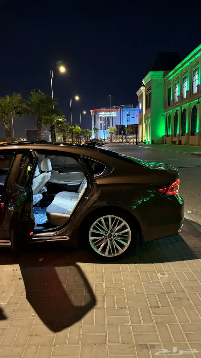 هيونداي ازيرا 2018 فل كامل بنزين 3.5 ممشى قليل 24