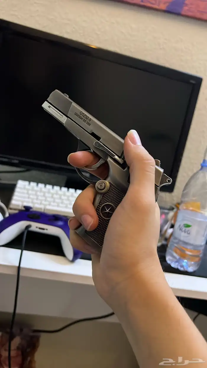 مسدسات حديد زينة 7