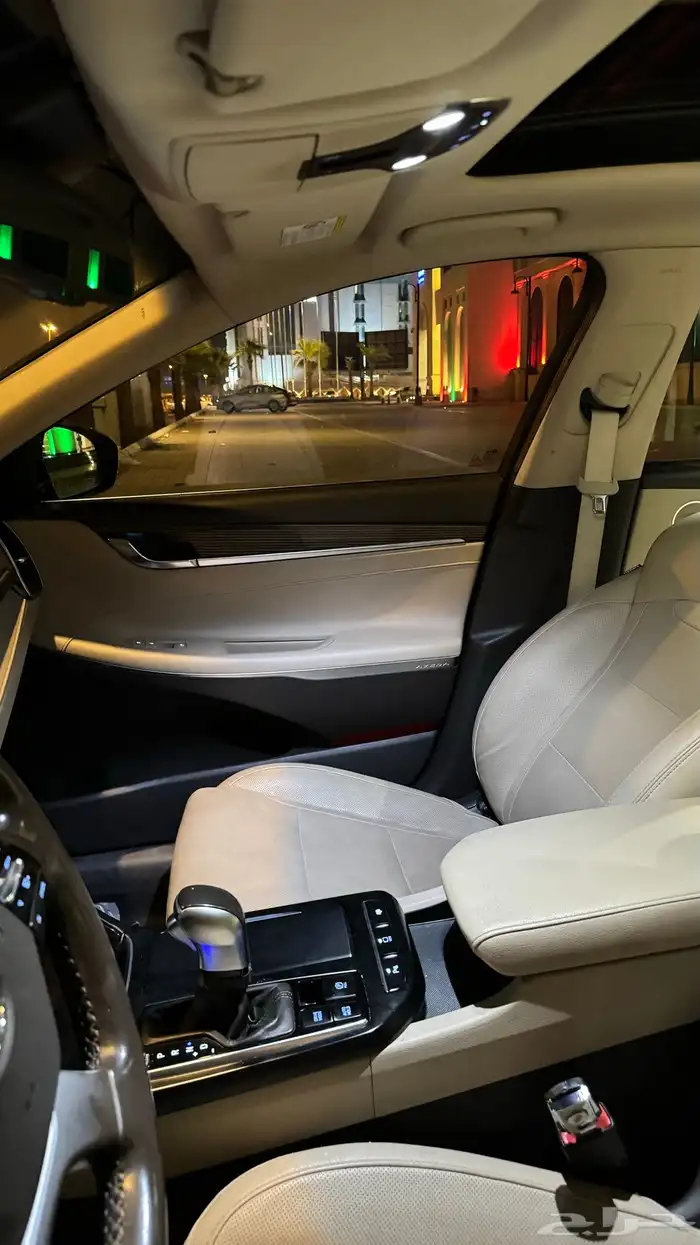 هيونداي ازيرا 2018 فل كامل بنزين 3.5 ممشى قليل 22