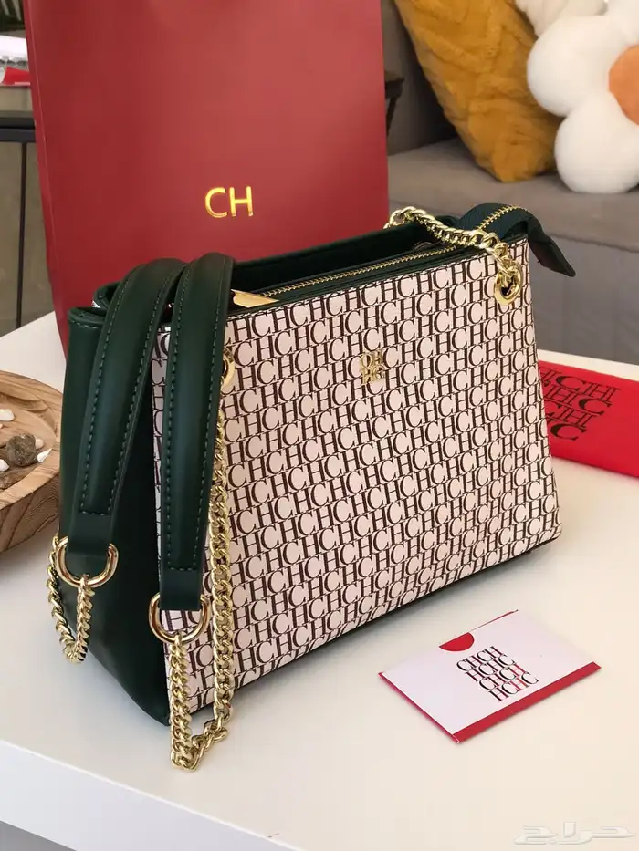 عروض اليوم الوطني بدت بعض الشنط ب155 والشوزات ب 194بس 95