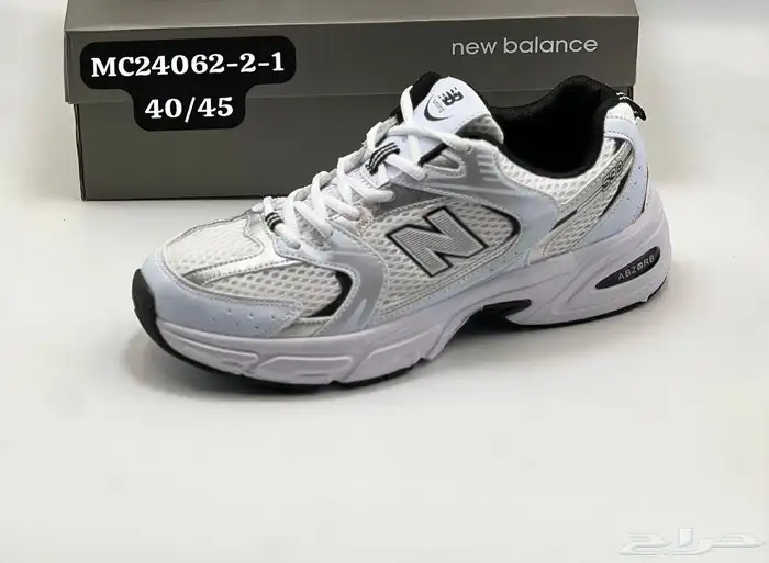 عروض اليوم الوطني بدت بعض الشنط ب155 والشوزات ب 194بس 16