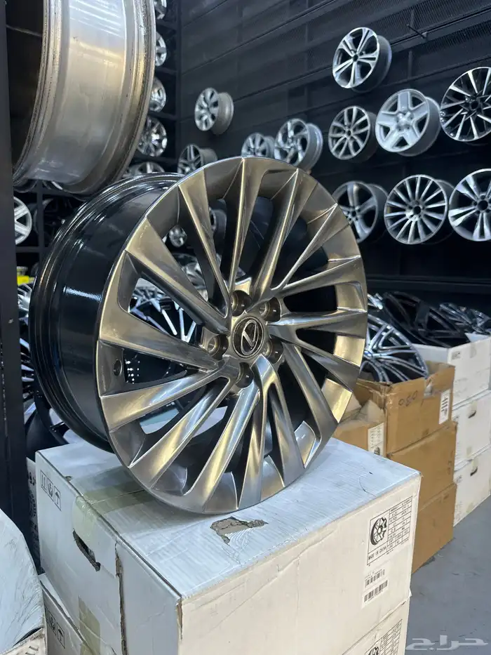 جنوط لكزس جي اي 350 درجه اولى ضمان خمس سنوات نفس لون الوكال 1