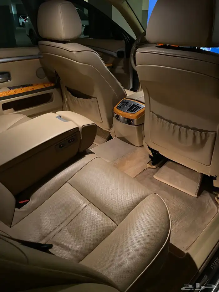 ( مباع ) BMW الحوت 730 مخزن صنف 9