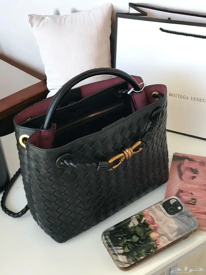 عروض اليوم الوطني بدت بعض الشنط ب155 والشوزات ب 194بس 31