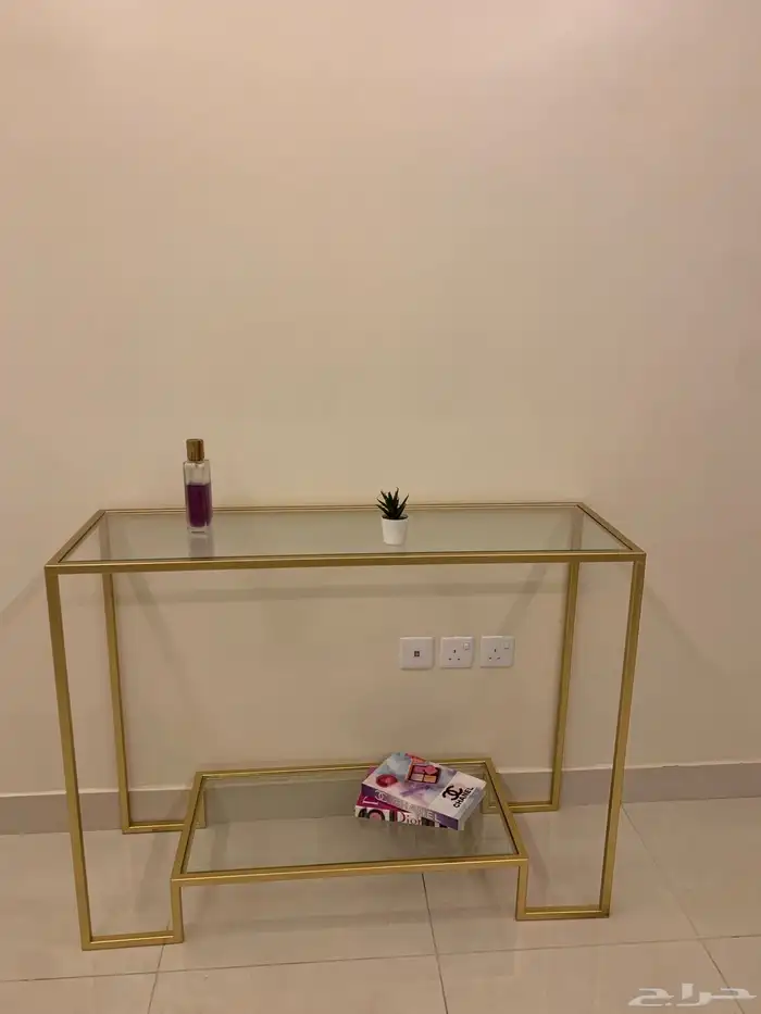 كونسول مدخل ذهبي خالي من العيوب وشف بنفسك 0