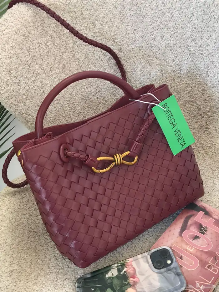 عروض اليوم الوطني بدت بعض الشنط ب155 والشوزات ب 194بس 33