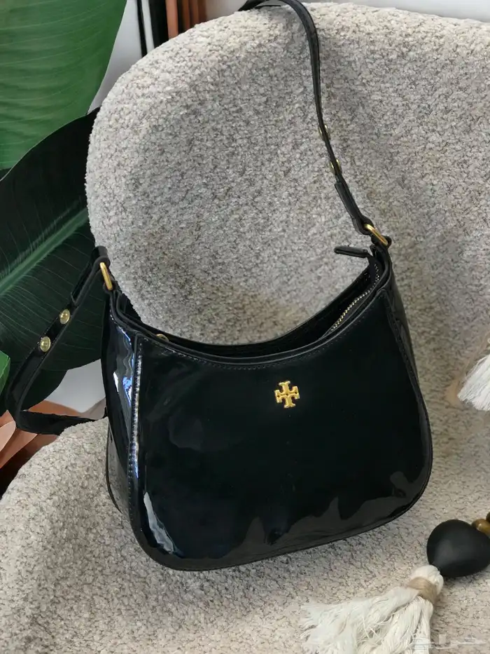 عروض اليوم الوطني بدت بعض الشنط ب155 والشوزات ب 194بس 38