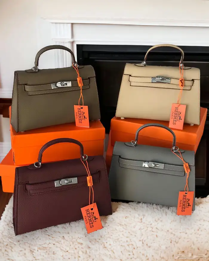 عروض اليوم الوطني بدت بعض الشنط ب155 والشوزات ب 194بس 68