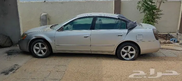 متوفر قطع غيار التيما 2006 0