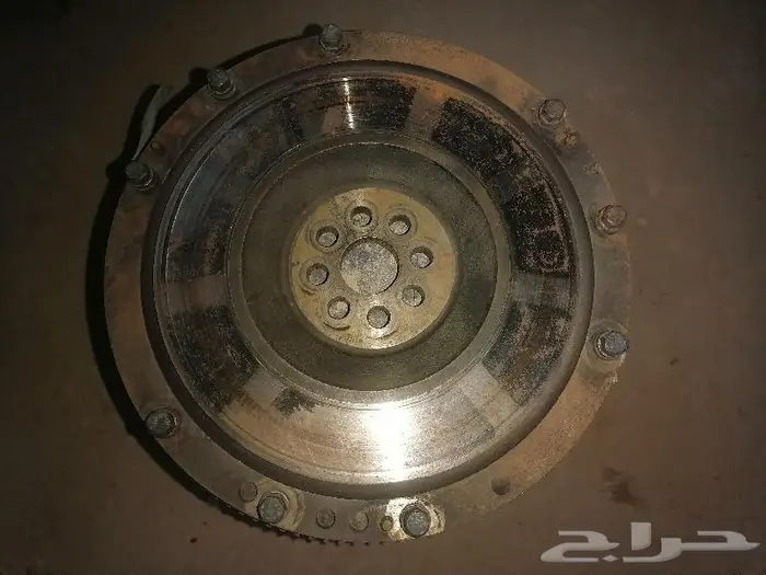 قطع غيار نيسان سيارة رياضيه وارد اليبان 76