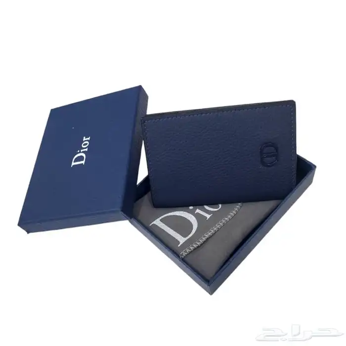 محافظ او ابواك رجالية ماركات عالمية مختلفة 89