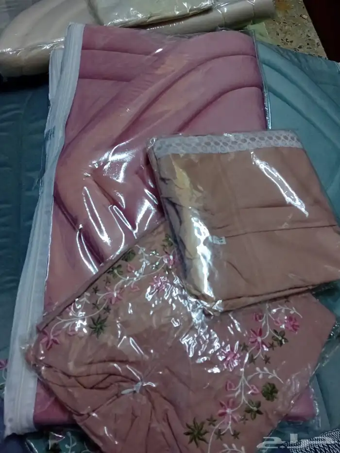 سجاد بشنط   شراشف صلاه كلوش بمخنق مطاط.اطقم اطفال صلاه 25