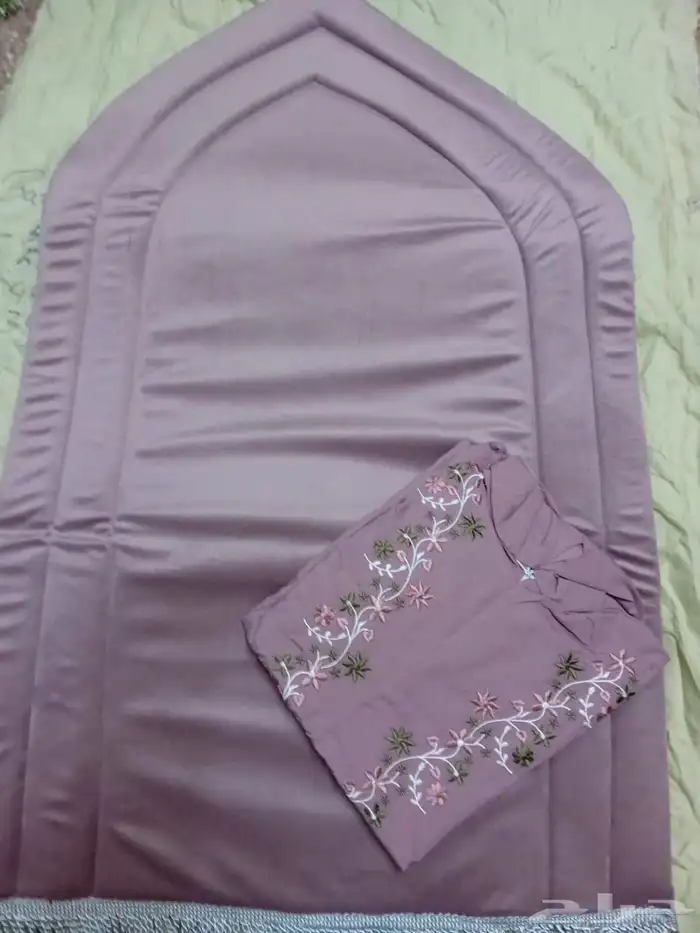 سجاد بشنط   شراشف صلاه كلوش بمخنق مطاط.اطقم اطفال صلاه 20