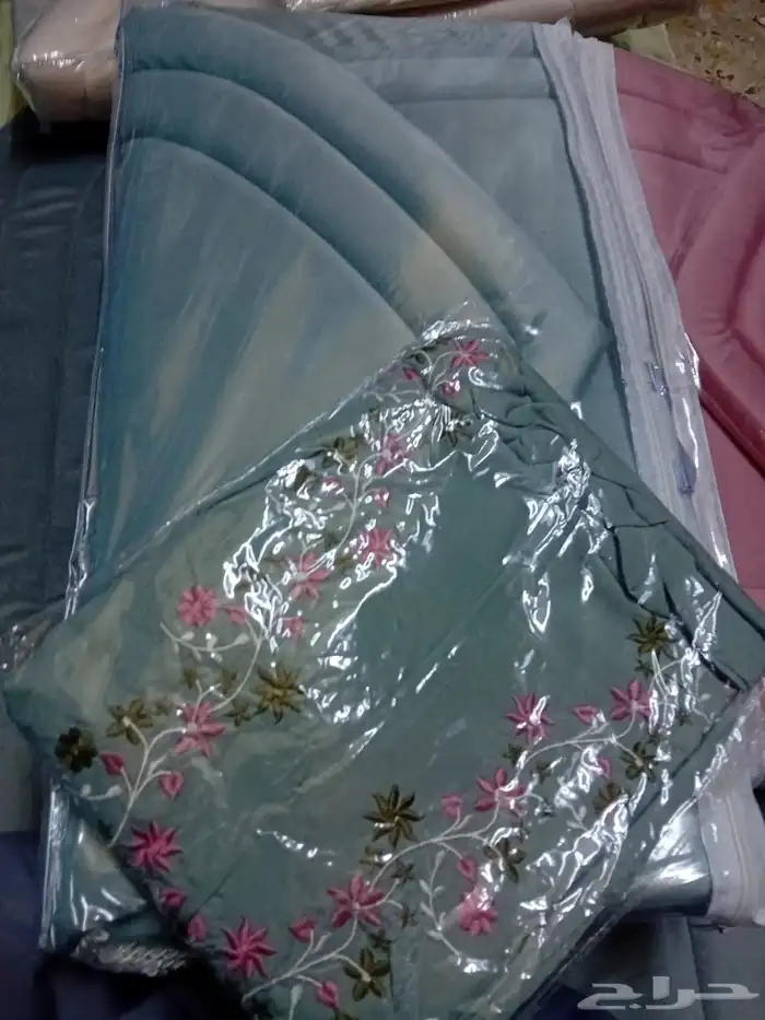 سجاد بشنط   شراشف صلاه كلوش بمخنق مطاط.اطقم اطفال صلاه 23