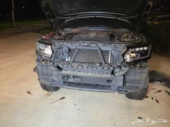 اسطبات رنج روفر فوج صدام خلفي امامي كبوت 37