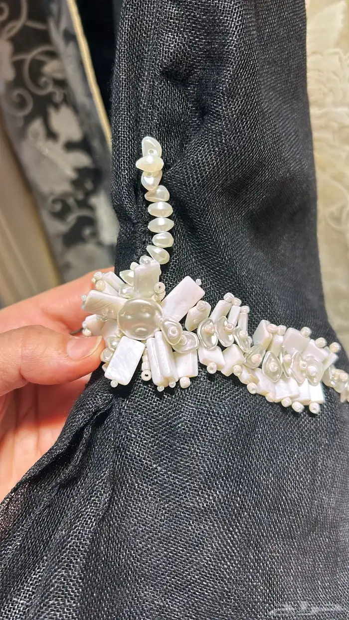 لكل عبايه حكايه عبايات فاخره تطريز وخرز وتطريز يدوي ورسم 3