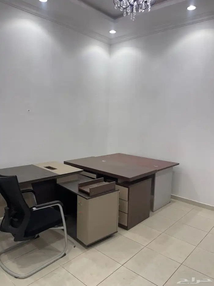 مكاتب إدارية راقية في موقع استراتيجي للإيجار 3