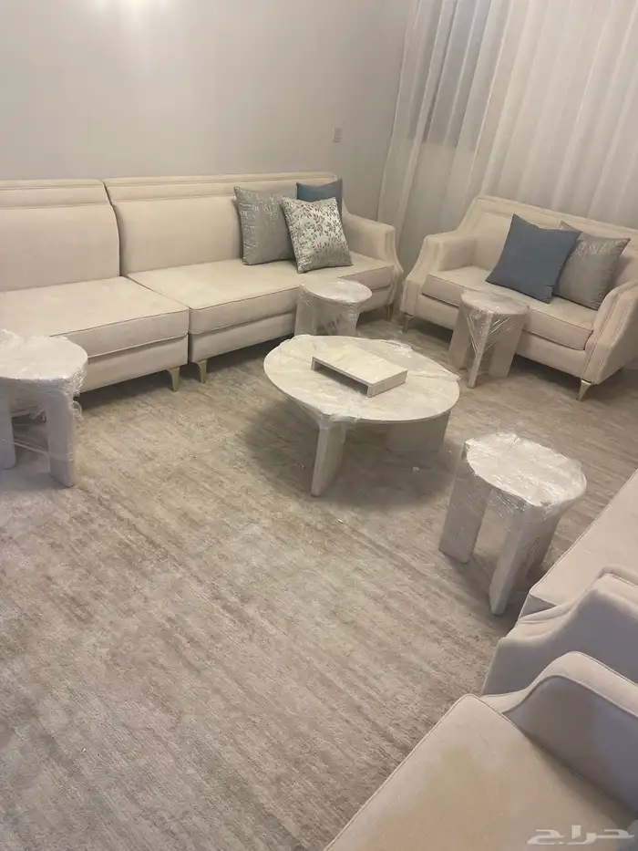 طاولات ترافنتينو 3