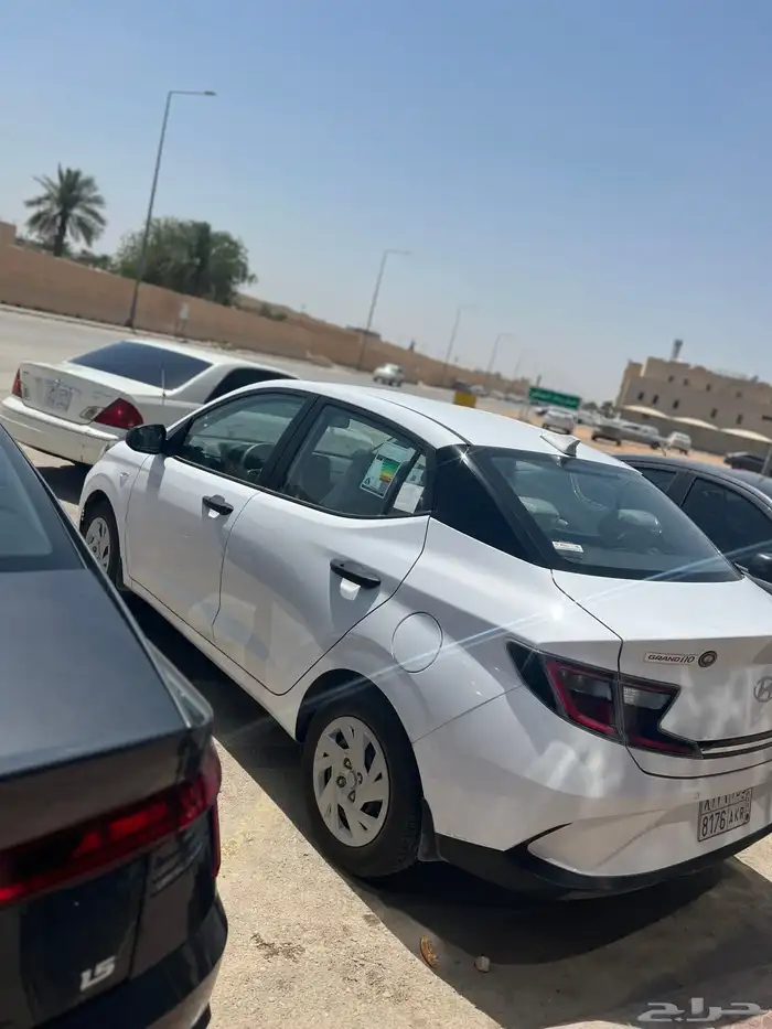 ايجار سيارات شهري واسبوعي ويومي 1