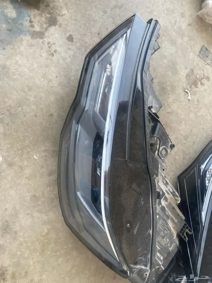 شمعه يسار اودي A6 4