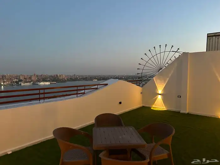 شقة بالقاهرة على النيل للبيع او للايجار 6