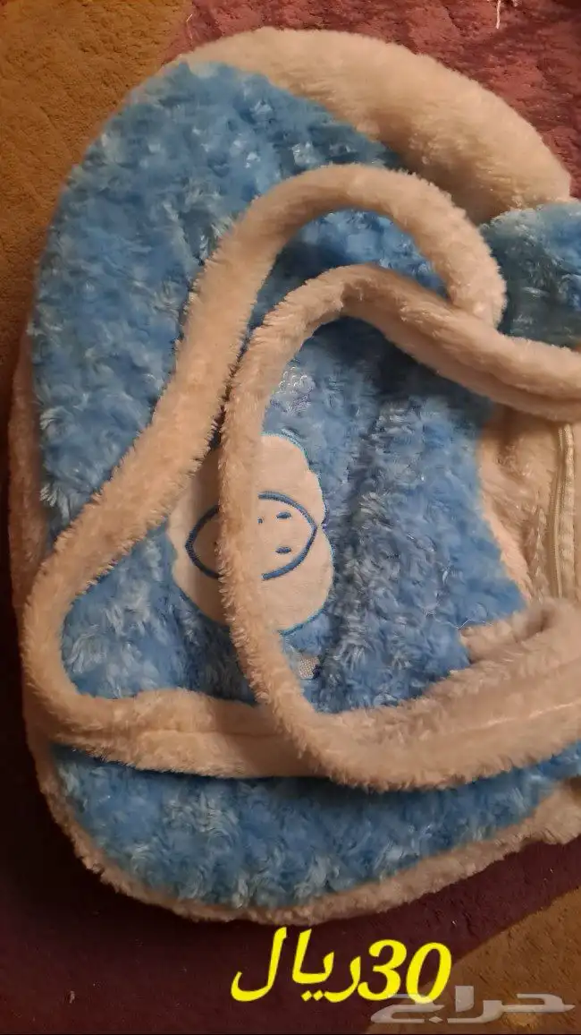 اغراض للبيع  عربية اطفال  ستارة  نظارات VR  قلاية وسشوار 2