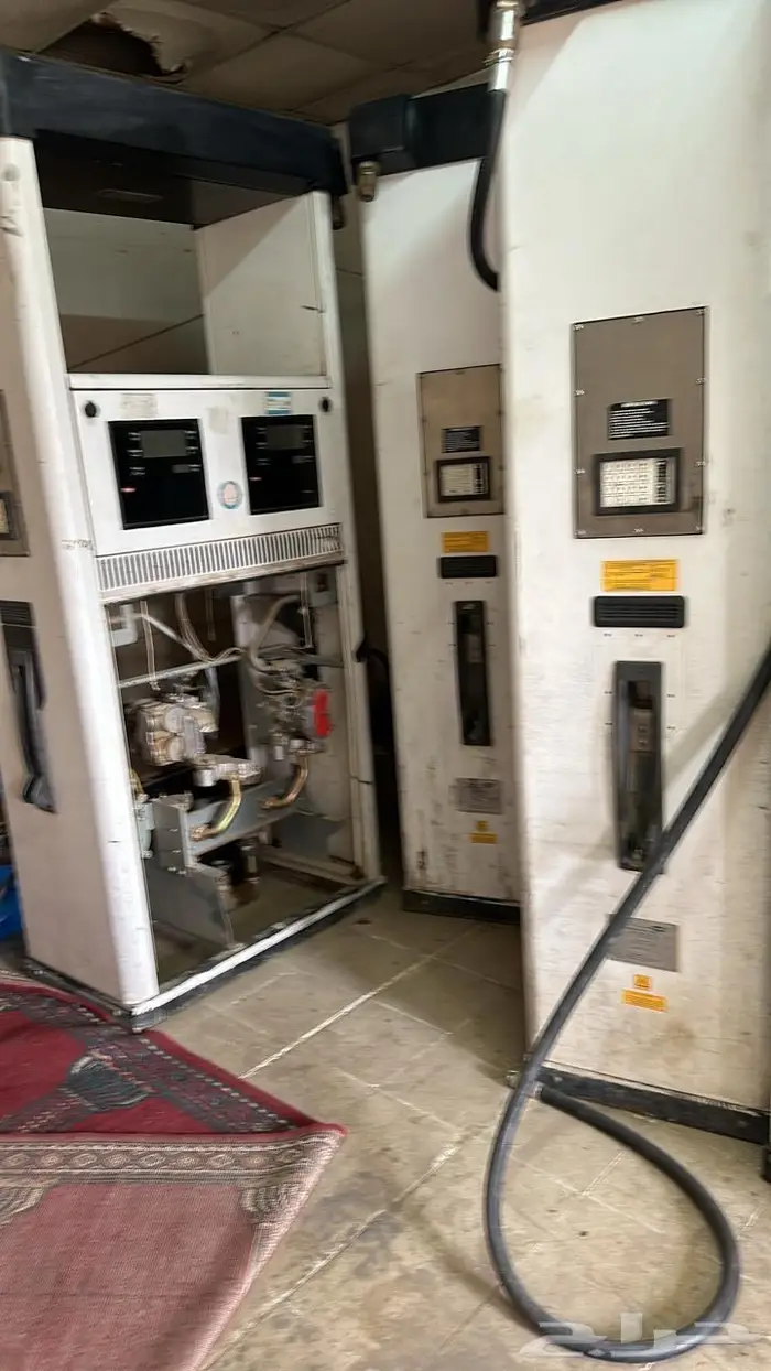 للبيع اربع مضخات بانزين ( وكيل سمنان ) 1