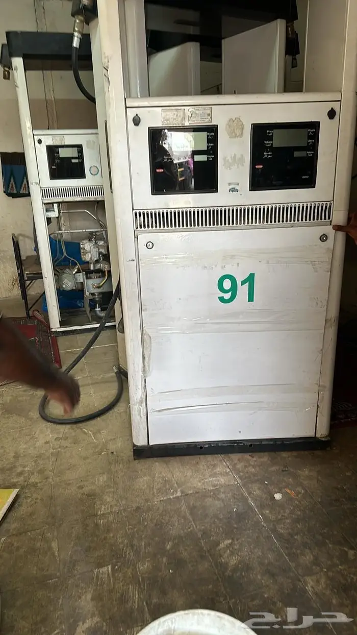 للبيع اربع مضخات بانزين ( وكيل سمنان ) 2