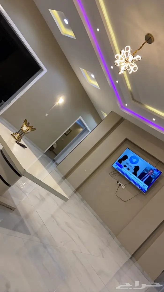 استراحه للايجار قسمين وحوشين ومدخلين ومسبح كبير 2
