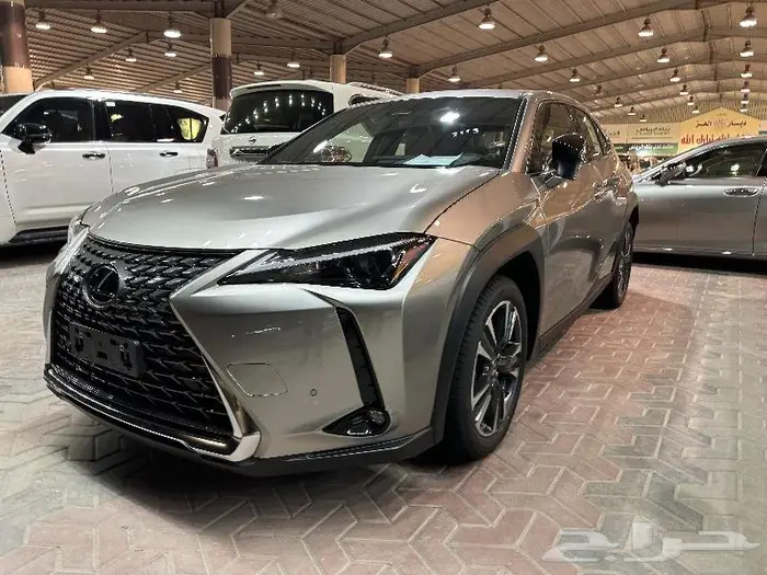 لكزس UX 300H بحريني هايبرد 1