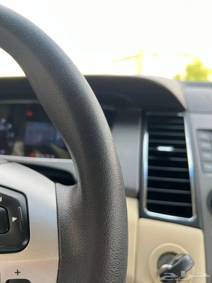 فورد تورس 2019 ماشيه 96 الف فقط شرط(تم البيع) 35