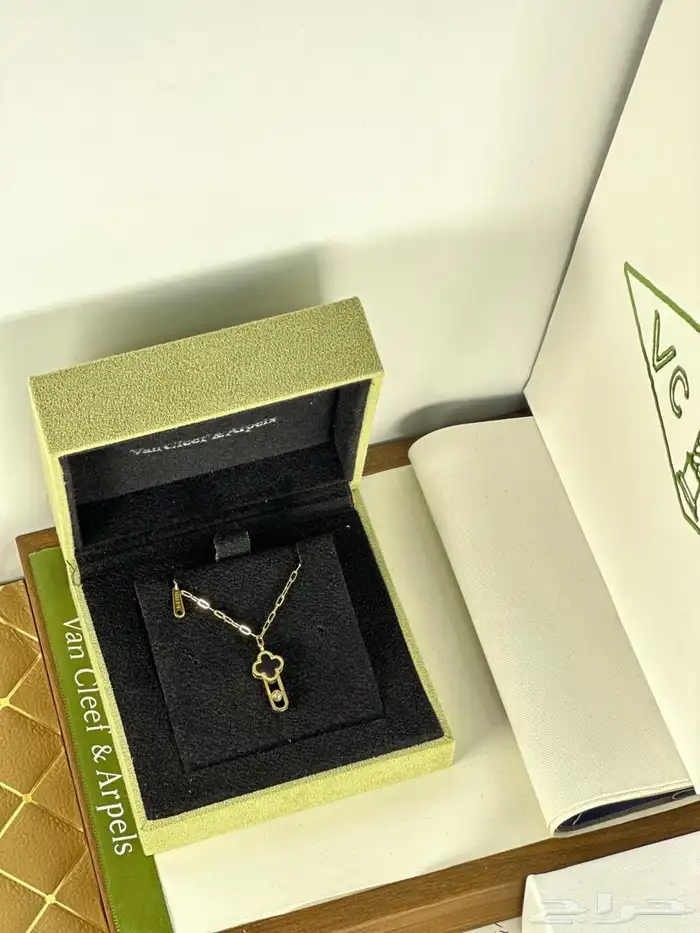 سلاسل سوارفسكي مختوم معا ملحقاته هاي كوالتي درجة اولى 48