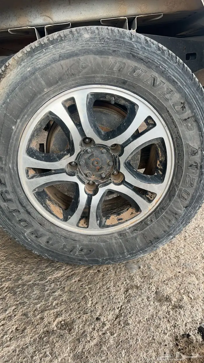 جنوط نظيفة راكبة على شاص 0