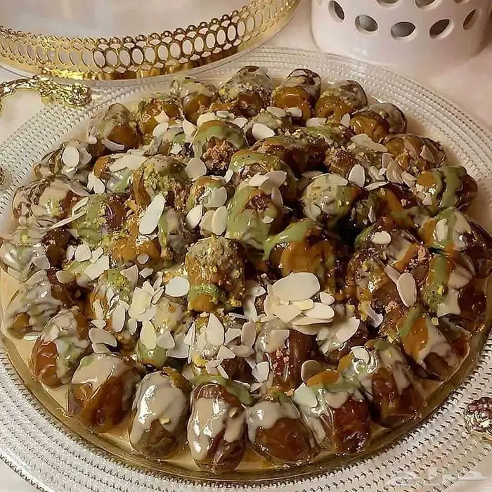 تمشي محشي بثلاث أنواع من الحشوات والصوصات 3