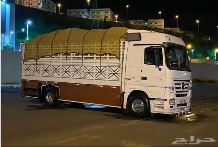 لوري 7 متر للنقل داخل الباحه و خارجها 0