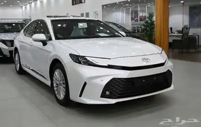 تويوتا كامري LE نص فل 2025 4