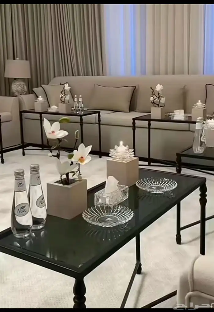 طاولات حسب الطلب 2