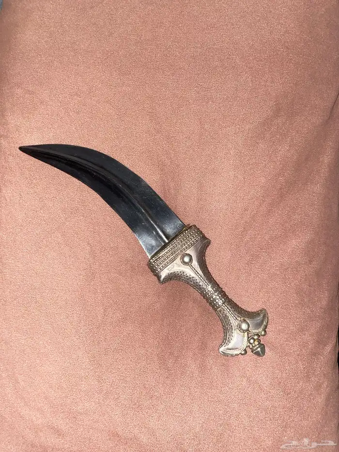 جنبيه حضرمي غصان نادر عمرها مايقارب 160سنه 0