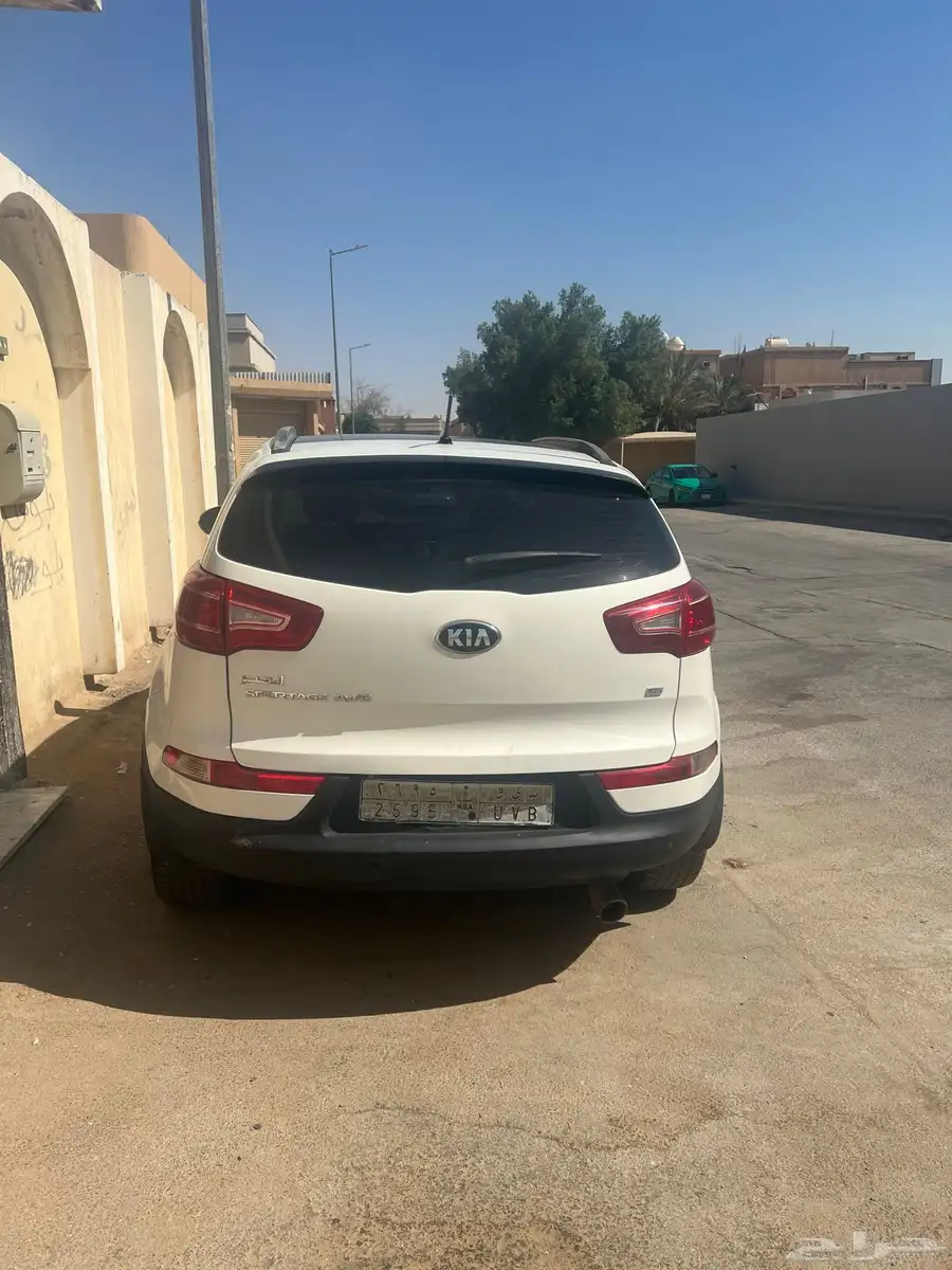 سبورتاج 2013 فل كامل 2000cc ممشى 360 الف 3