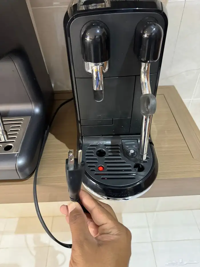 مكينة قهوة نيسبريسو 6