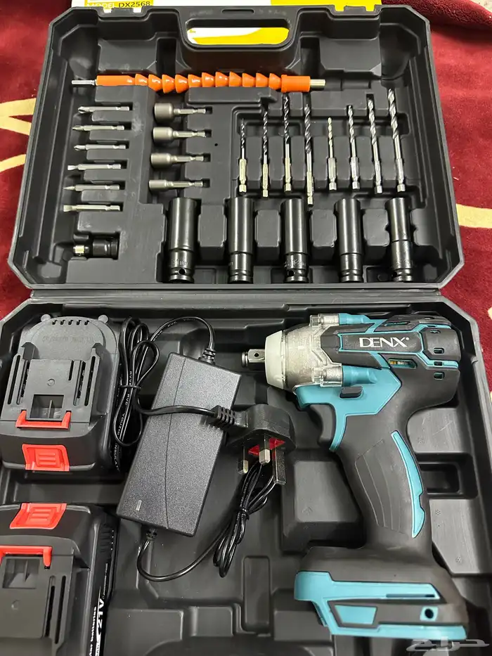 يوجد طقم دريل 1