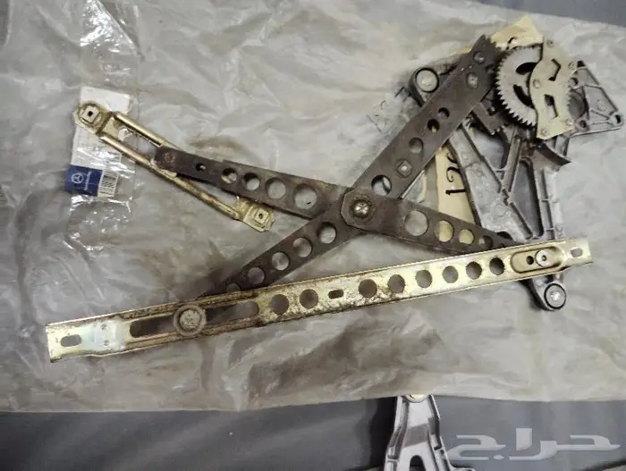 قطع مرسيدس w123 0