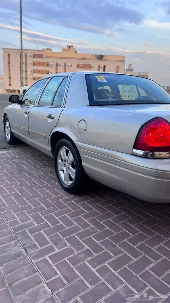 فورد فكتوريا 1 1 0 2 وردة تم البيع خارج الموقع 5