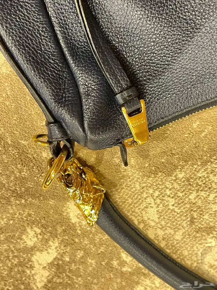 شنطه برادا الاصليه 7